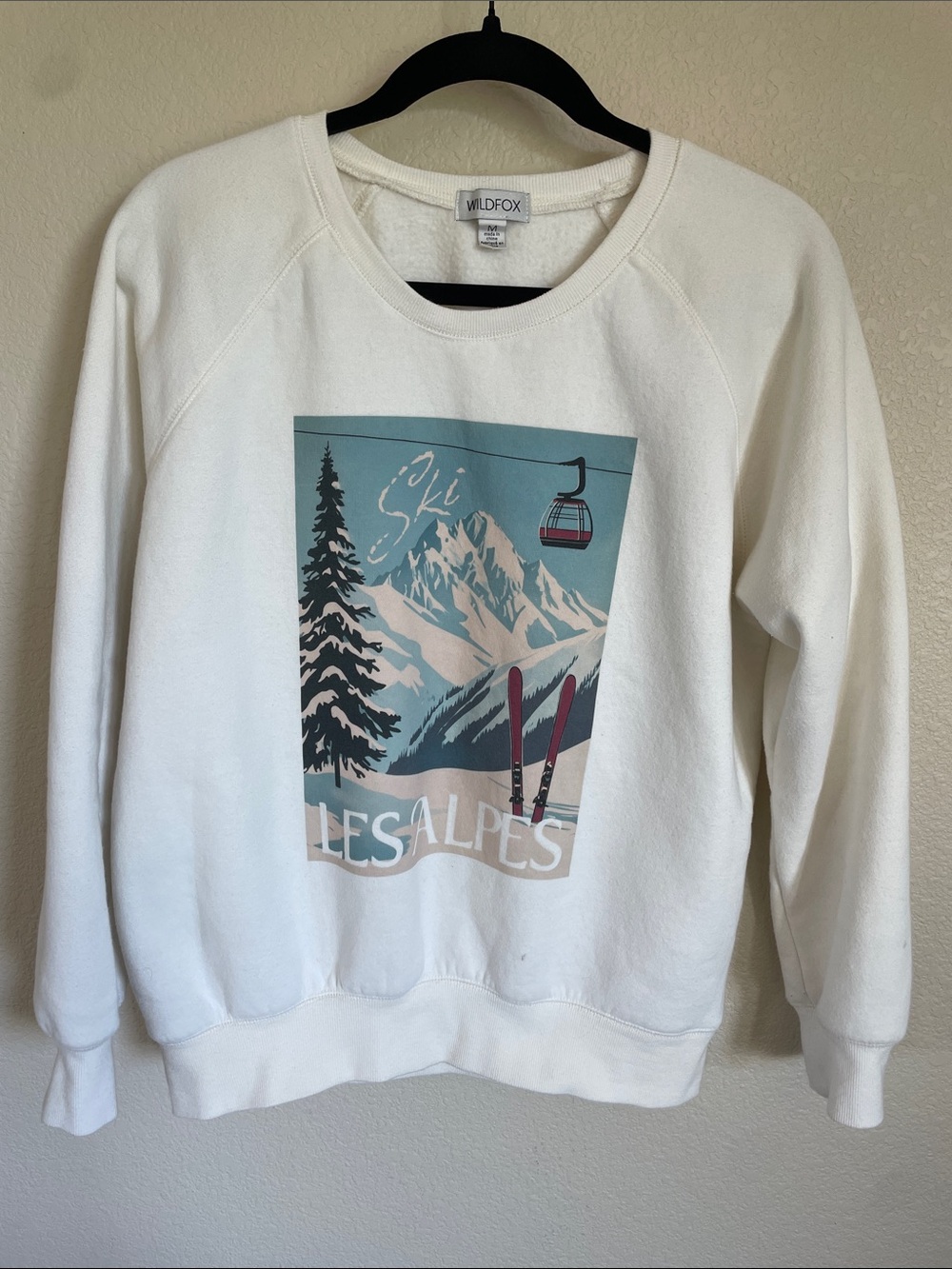 Wildfox White Les Alpes Ski Pullover Graphic Sweatshirt M Apres Ski Cozy Hygge
